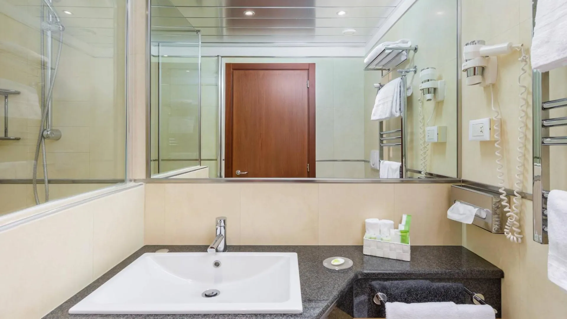 **** Hotel Courtyard By Marriott Venice Airport Tessera Italië