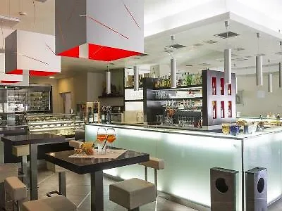 Courtyard By Marriott Venice Airport Tessera Hotel