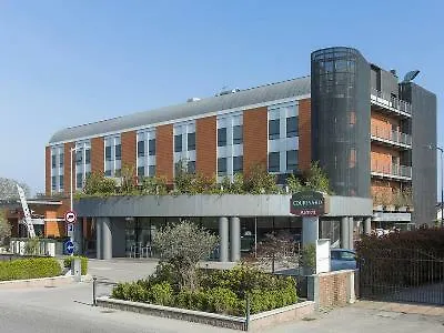 Courtyard By Marriott Venice Airport Tessera